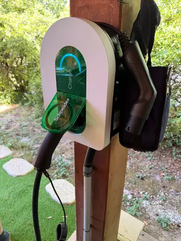 installation borne de recharge dans l'Ain
